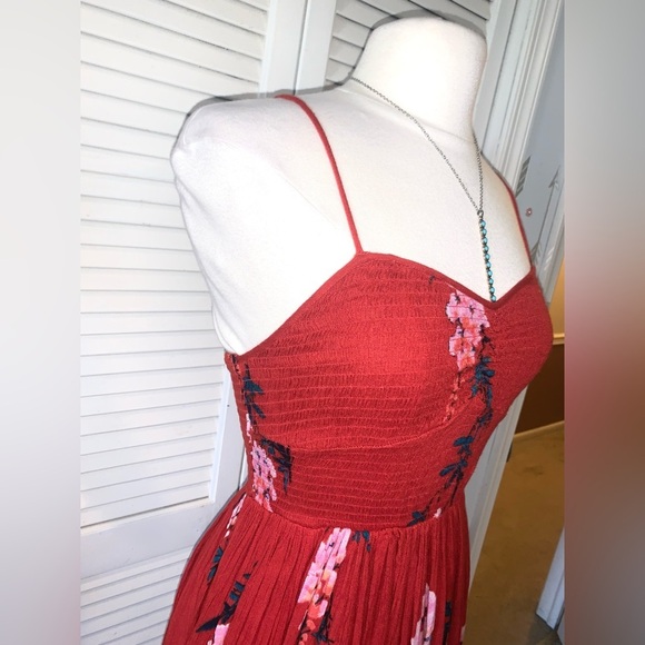 Free People Beau Red Floral Print Smocked Maxi Dress Size Small - Picture 6 of 10